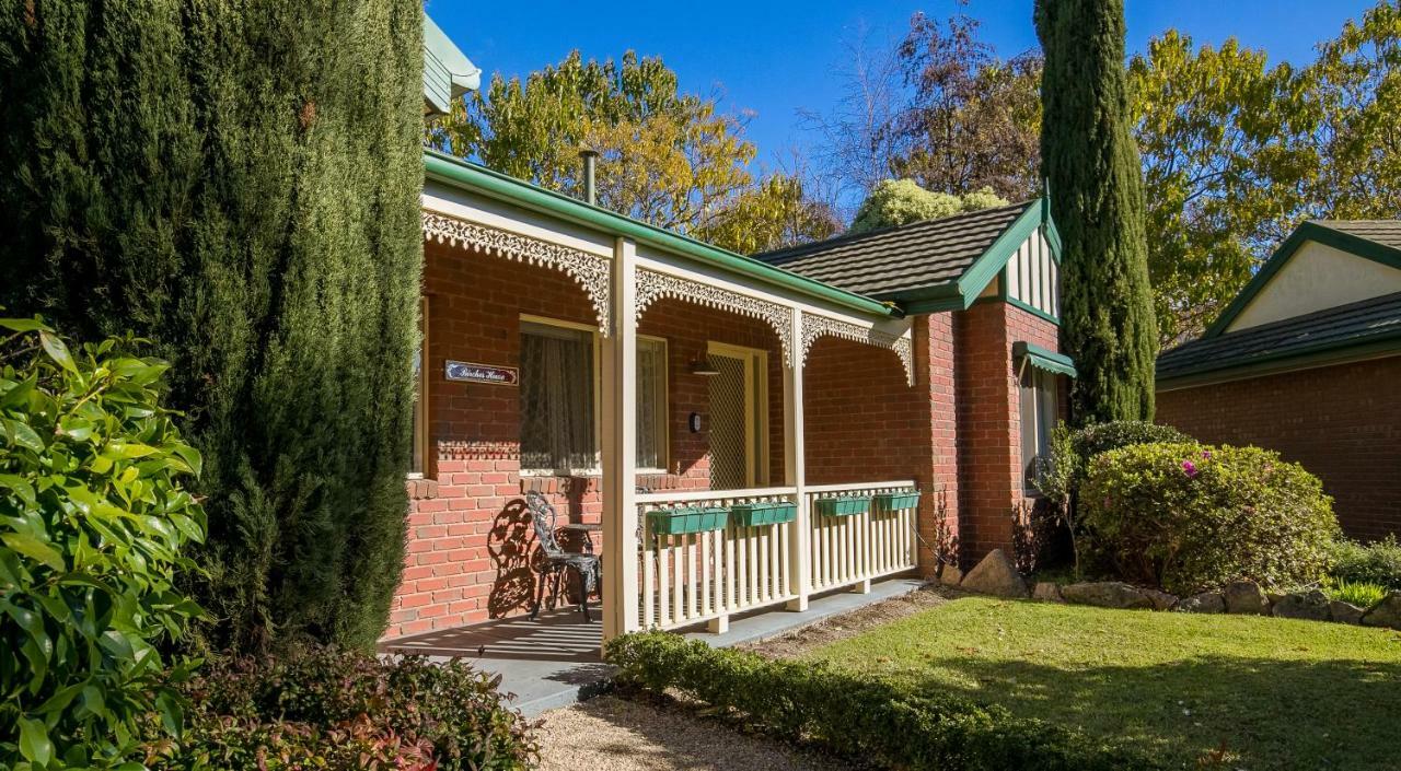 The Birch House - Silver Birches Accommodation Bright Exterior foto